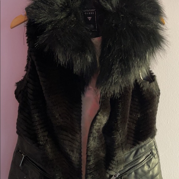 Vest - Picture 12 of 16